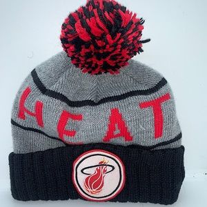 Mitchell & Ness Miami Heat Beanie